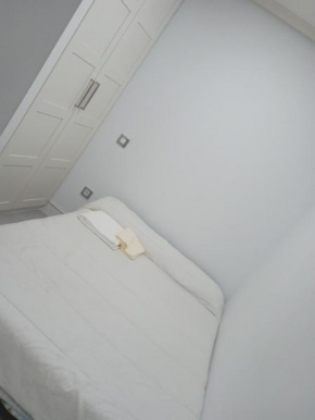 Room in Guest room - Shared Double Room Madrid Center